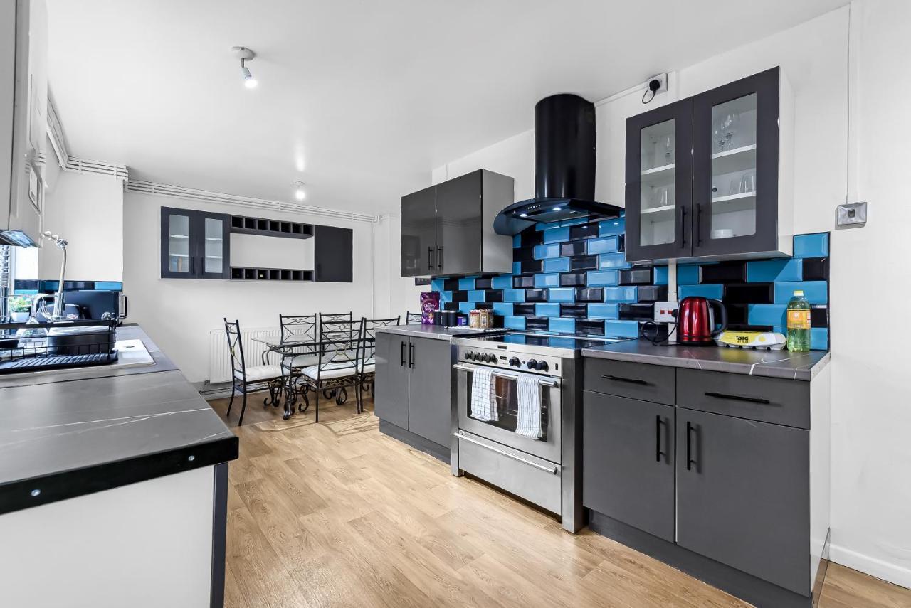 Stylish Excel 3 Bedroom Flat London Eksteriør billede