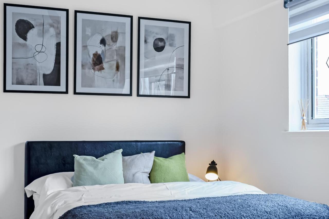 Stylish Excel 3 Bedroom Flat London Eksteriør billede