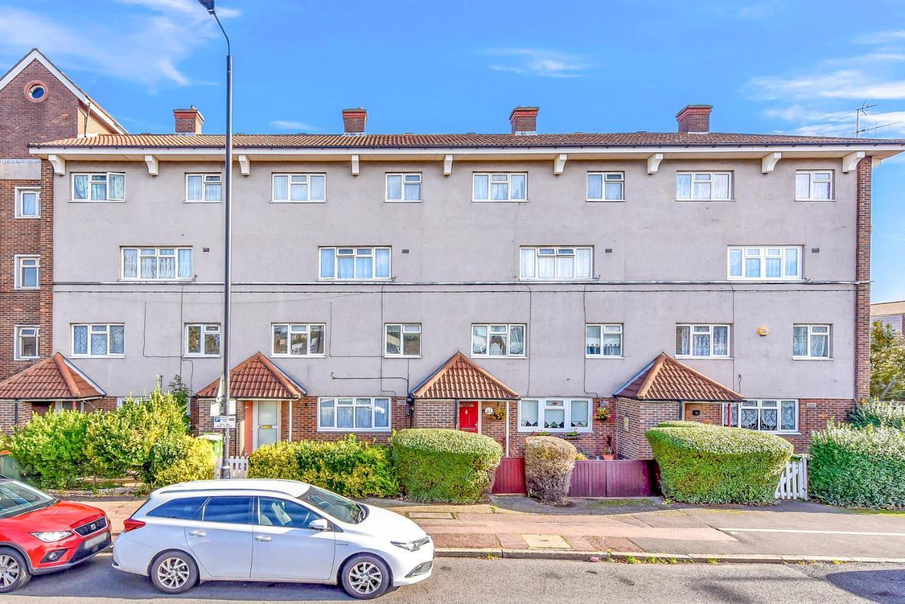 Stylish Excel 3 Bedroom Flat London Eksteriør billede