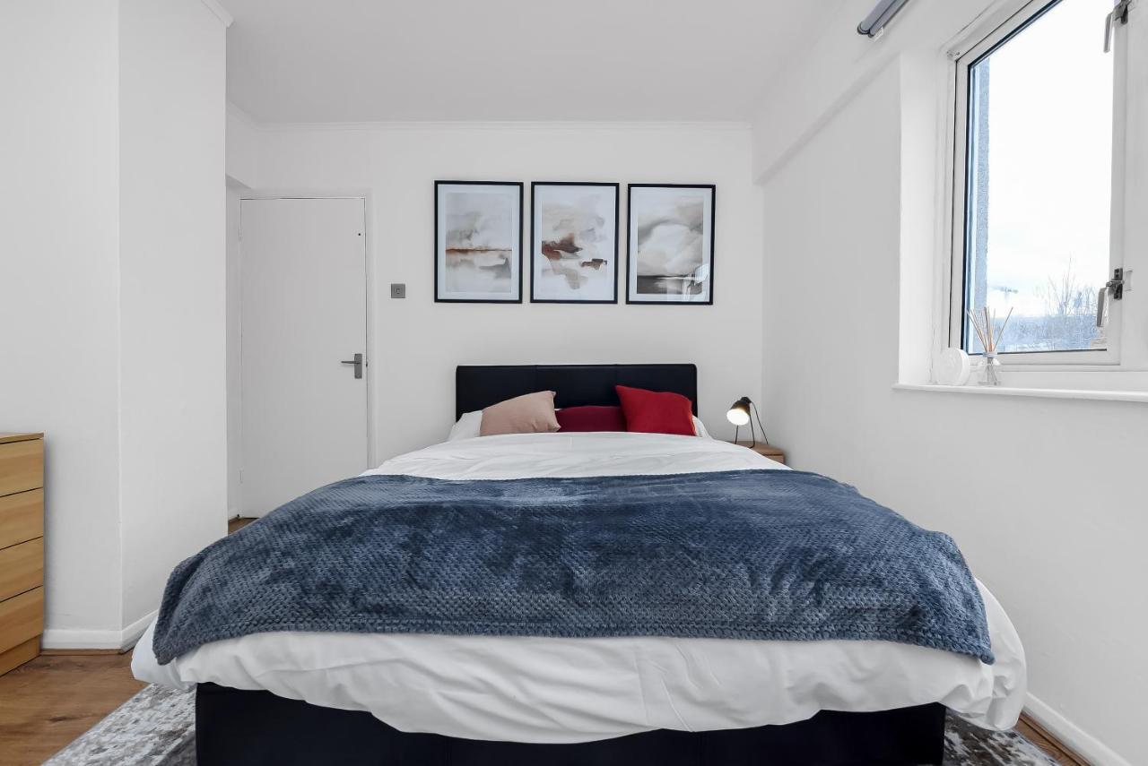 Stylish Excel 3 Bedroom Flat London Eksteriør billede