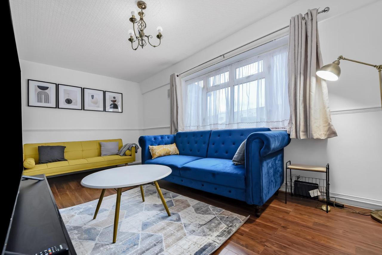Stylish Excel 3 Bedroom Flat London Eksteriør billede